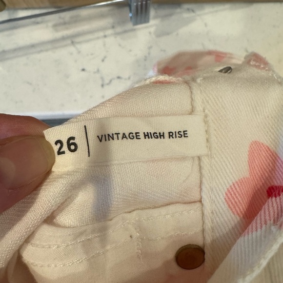 PacSun Pink Floral High Waist Women's Shorts - Picture 3 of 6